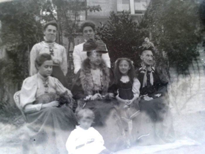 Man Finds 100-Year-Old Photo Negatives Inside Old Box He Buys For £4