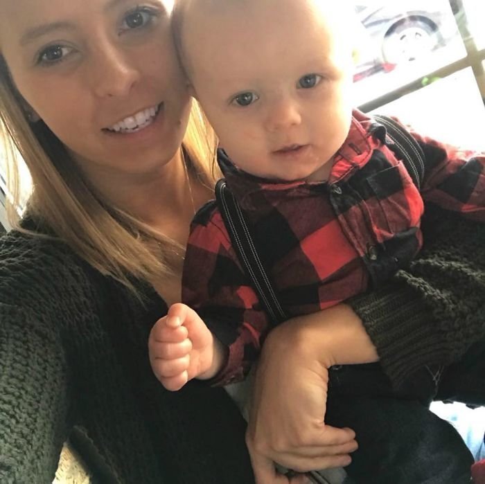 Marissa Rundell was flying with her 8-month-old when she was yelled at by a woman seated next to her