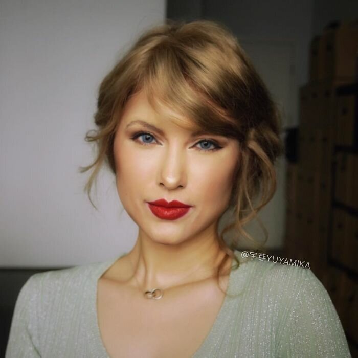 #4 Taylor Swift