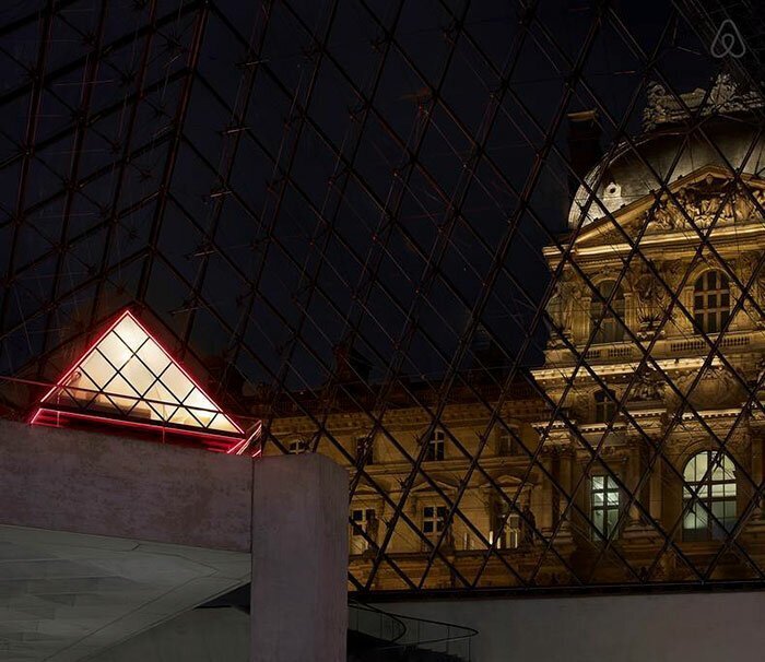 To wrap up the evening the guests will slumber inside the glass pyramid and in the morning they will be treated to a Parisian breakfast in bed