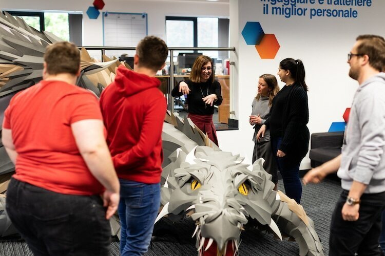 Stationery Office Gets Giant Fire-Breathing Dragon Made of Paper for ‘Game of Thrones’ Premiere