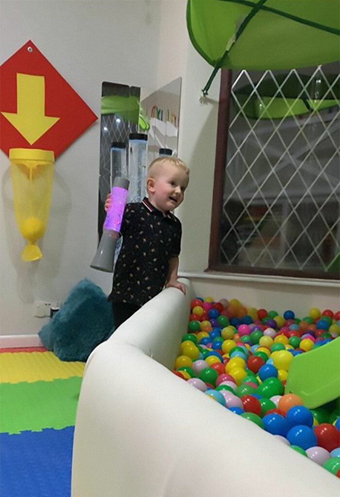 Dad Builds A Playroom For His Son And The Before & After Photos Show Real Handyman Skills