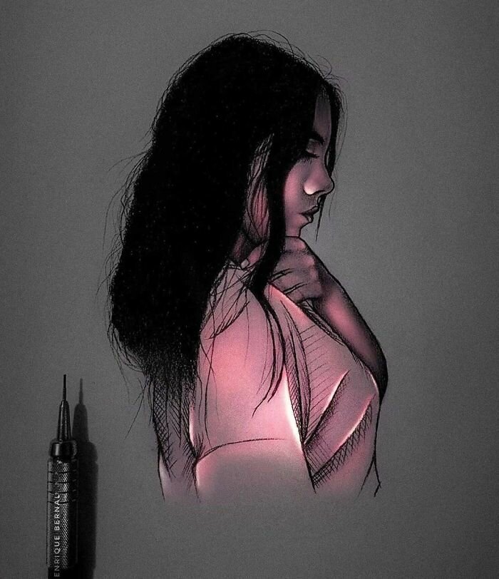 Artist Makes His Pencil Drawings Glow With Life, And They’re Mesmerizing