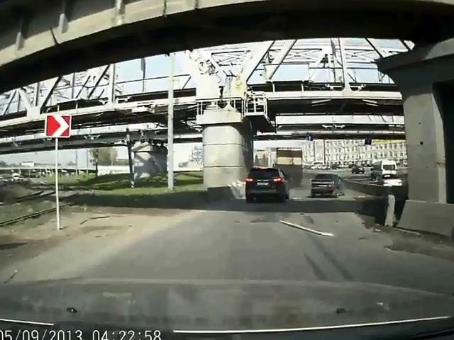 Камаз смял девятку 