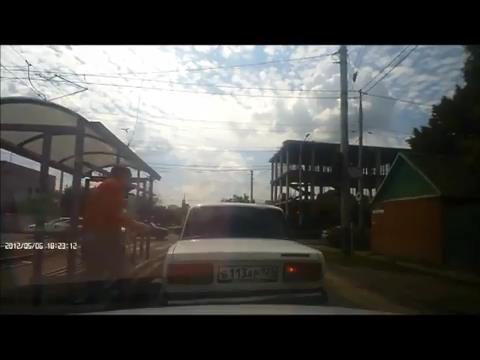 Подкрался незаметно 