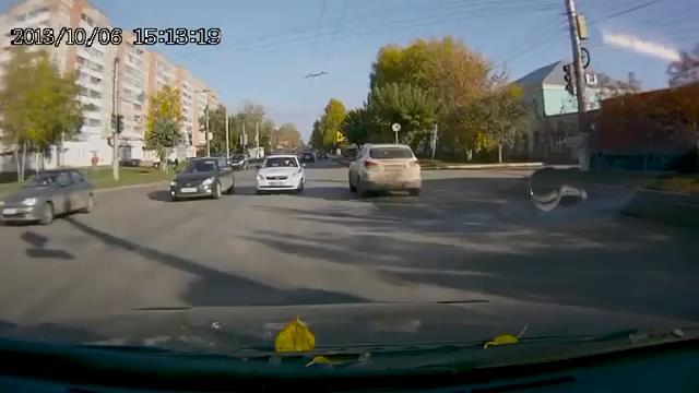 ДТП В Кирове произошло  с участием патрульного автомобиля 
