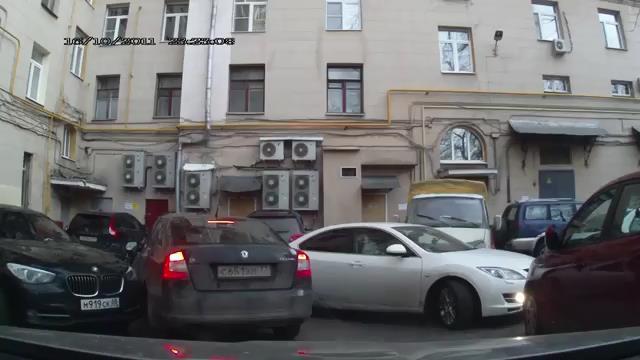 Питерский дворик 