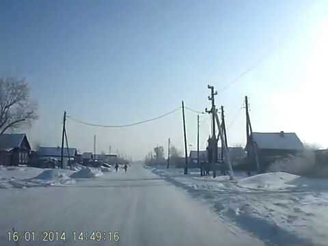 Любительница поболтать по телефону 