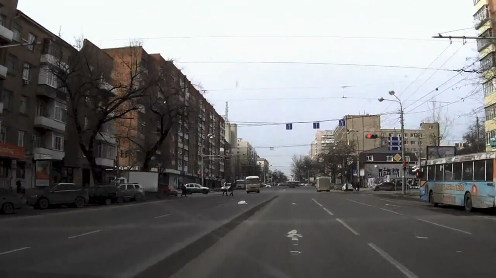 Уверенной походкой 