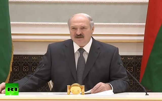 Лукашенко:"Еще не родился тот урод на Земле.."  