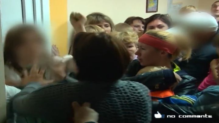 Массовая драка за анализы в детской поликлинике 