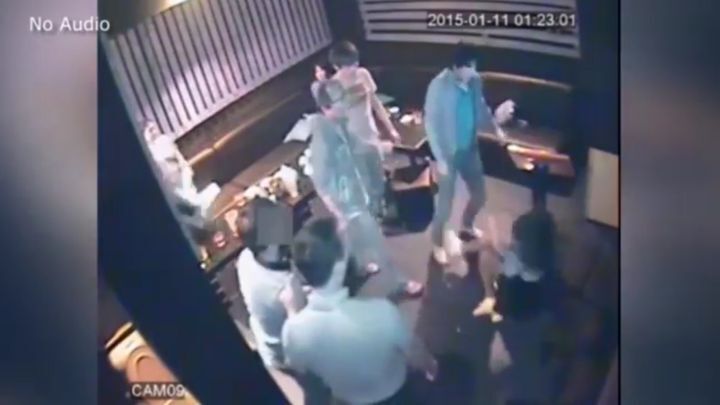 Жестокая драка в австралийском караоке-баре 