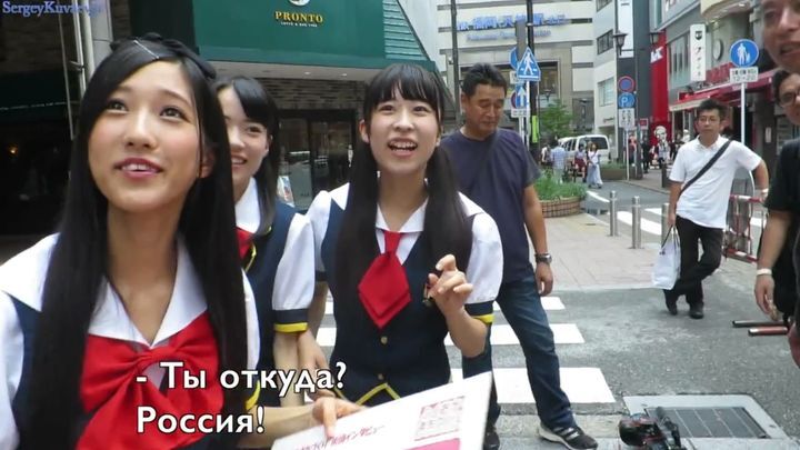 Реакция японок-айдолов на русского туриста 