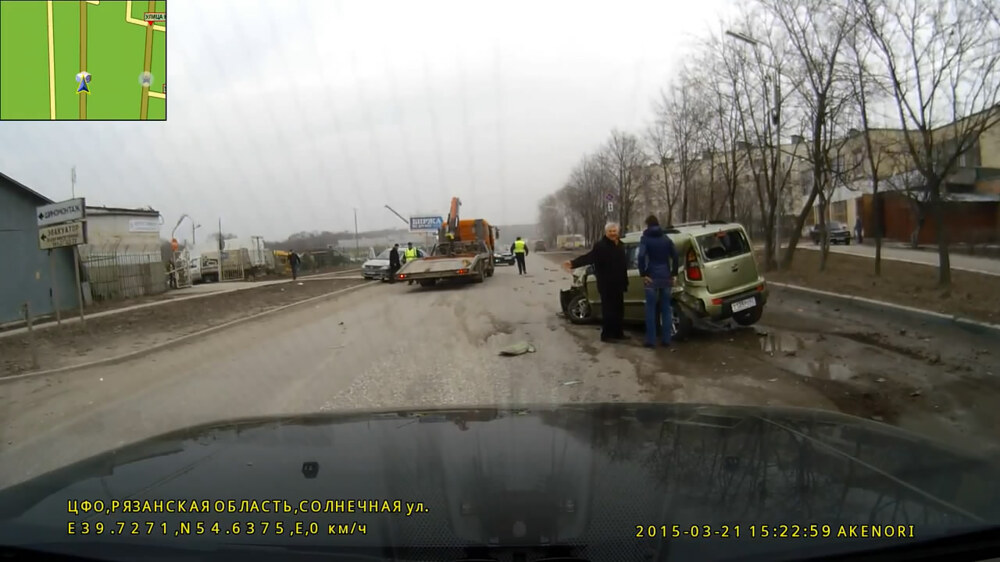 А в зеркала смотреть нужно 