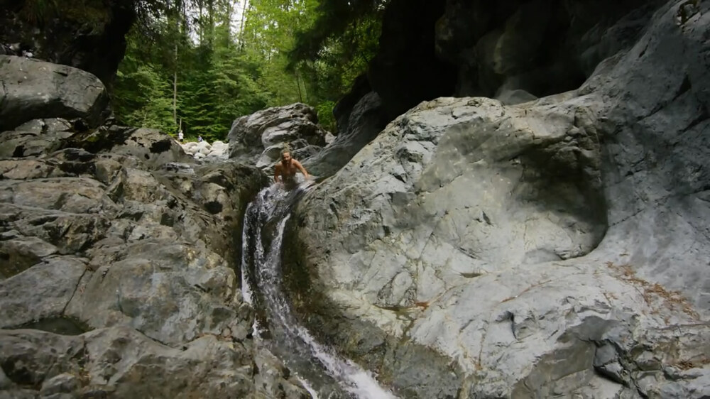 Водопад в Британской Колумбии 