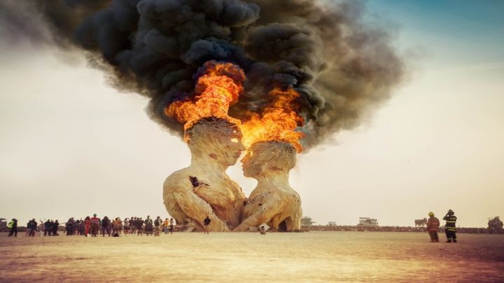 Восемь дней песка и грёз в пустыне Невады: Самые яркие моменты фестиваля Burning Man 2015 