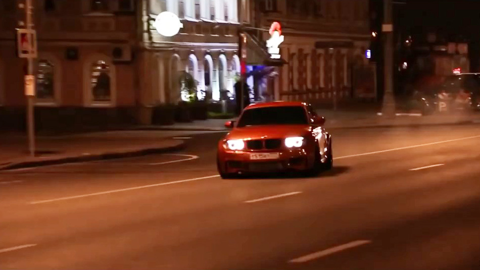 Безумный дрифт на BMW по ночной Москве 