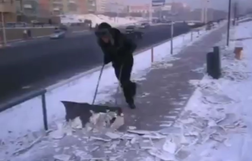 Отличное изобретение для чистки улиц от снега! 