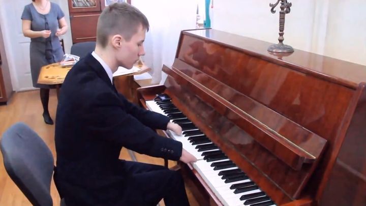 15-летний пианист без пальцев поразил зрителей в самое сердце 