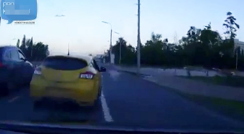 Авария дня. Два гонщика устроили ДТП в Казани 
