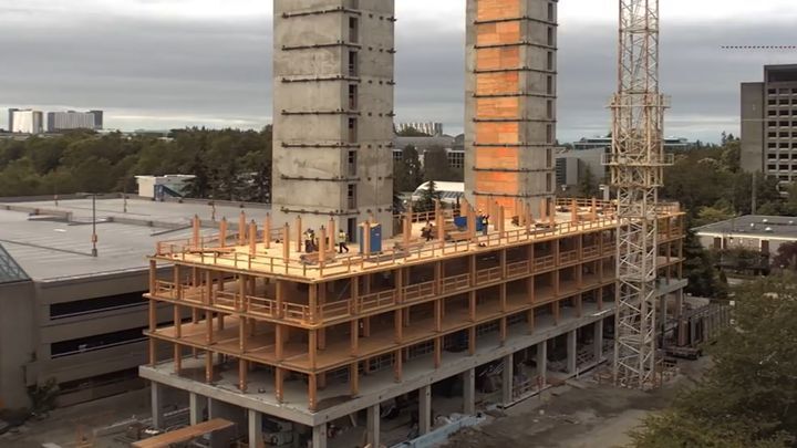 В Канаде построили деревянное общежитие высотой в 18 этажей    