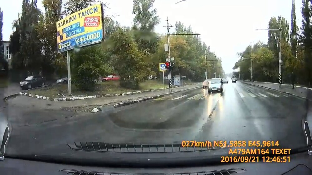 Столкновение на перекрестке в Саратове 