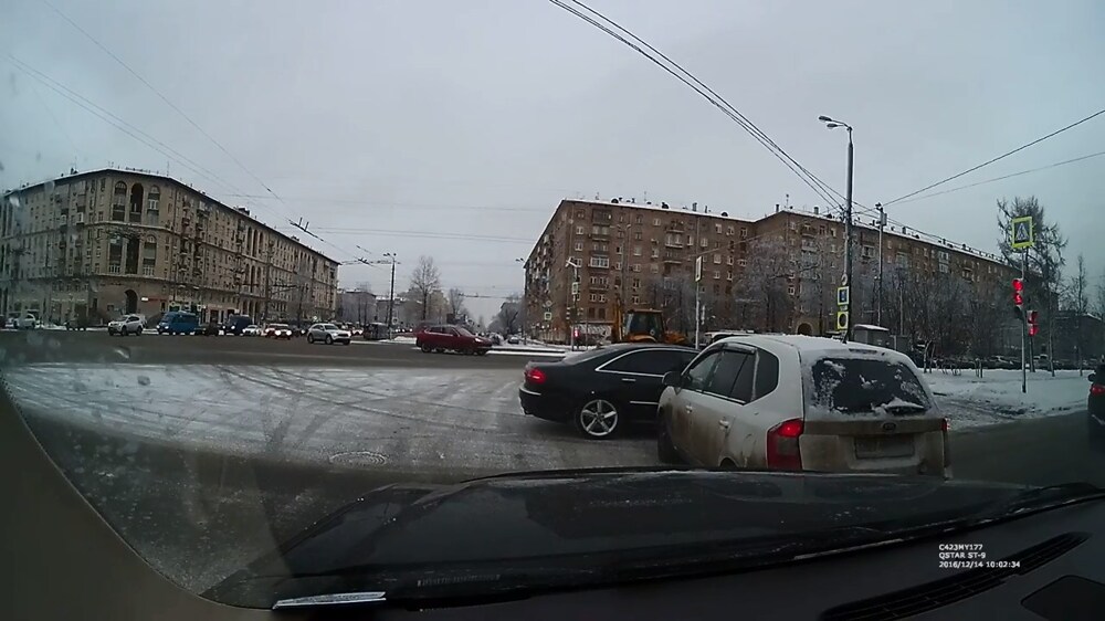 ДТП при выезде на дублёр Ленинского проспекта 