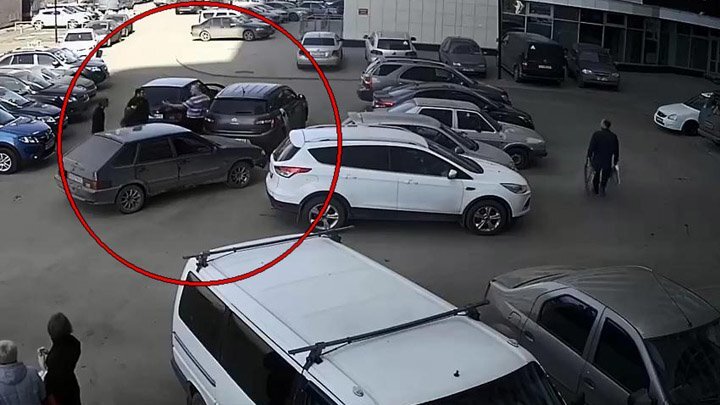 Неудачно сделал замечание: групповое избиение таксиста в Кирове 