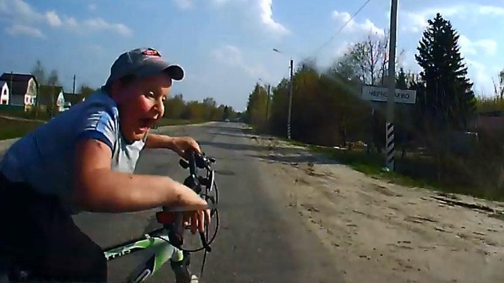 В Рязанской области водитель ВАЗа сбил ребенка на велосипеде 