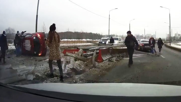 Авария дня. Эффектное исполнение в Новой Москве 