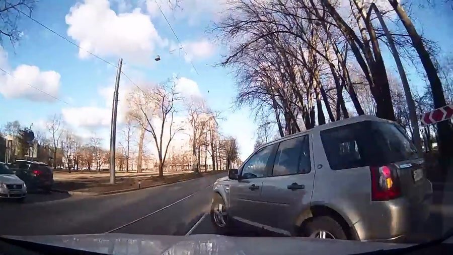 Столкновение на трамвайных путях в Санкт-Петербурге 
