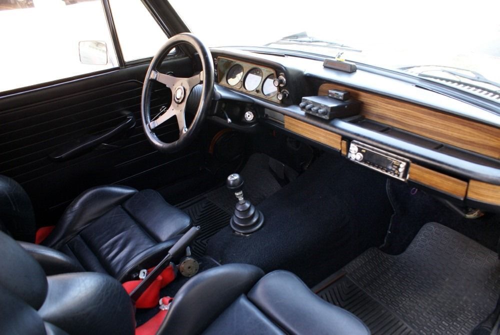 Найдено на eBay. 1971 BMW 1602