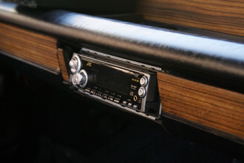 Найдено на eBay. 1971 BMW 1602