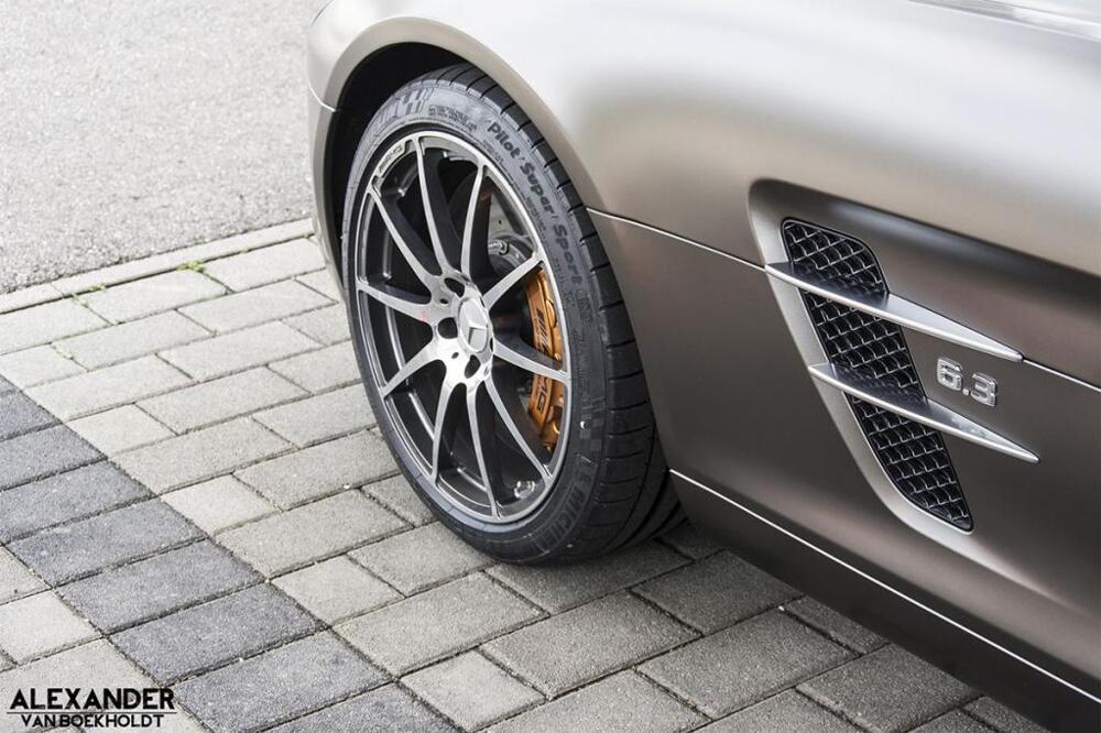 Фоторепортаж: штаб-квартира AMG Affalterbach