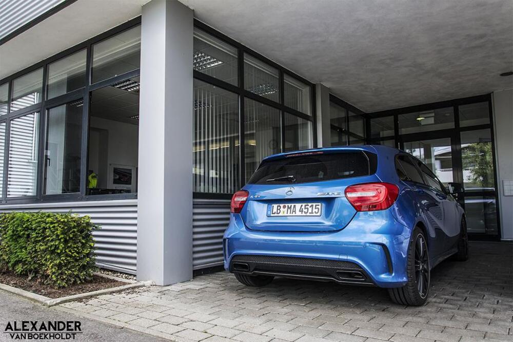 Фоторепортаж: штаб-квартира AMG Affalterbach