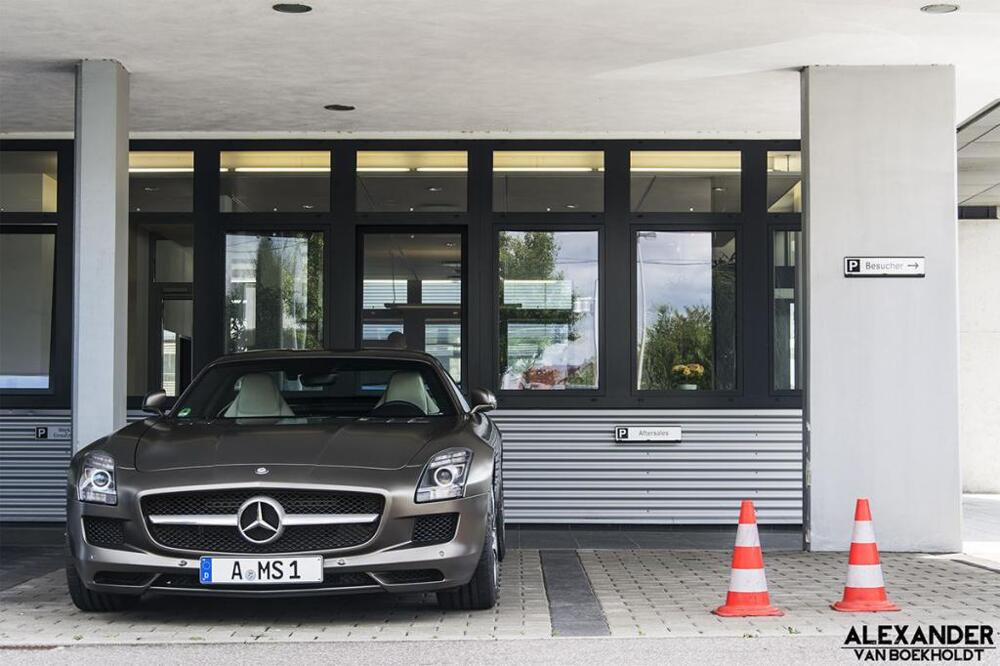 Фоторепортаж: штаб-квартира AMG Affalterbach