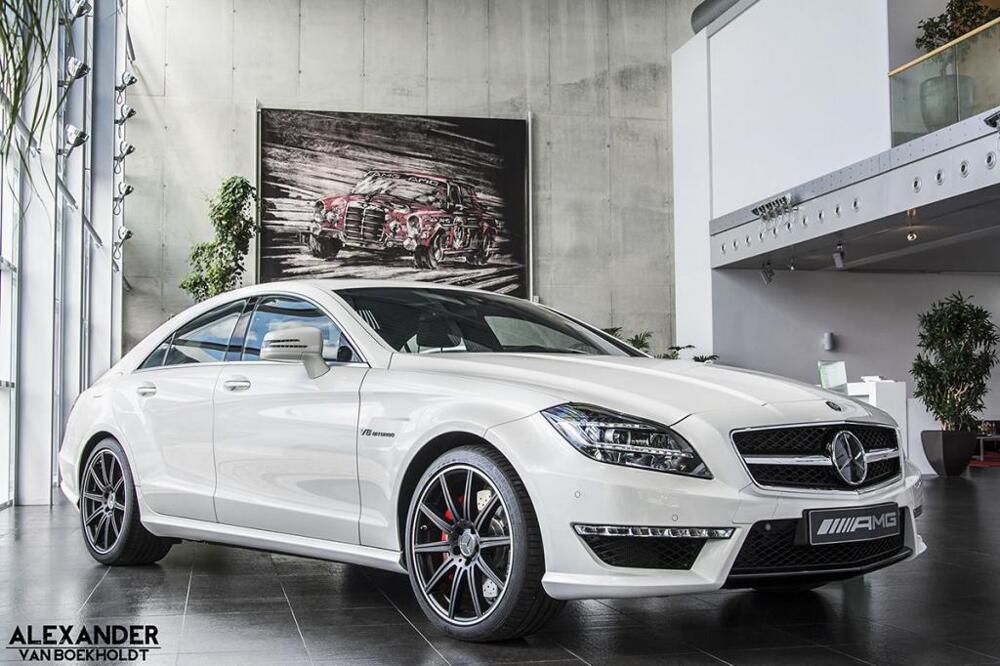 Фоторепортаж: штаб-квартира AMG Affalterbach