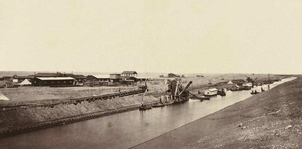 История Суэцкого канала