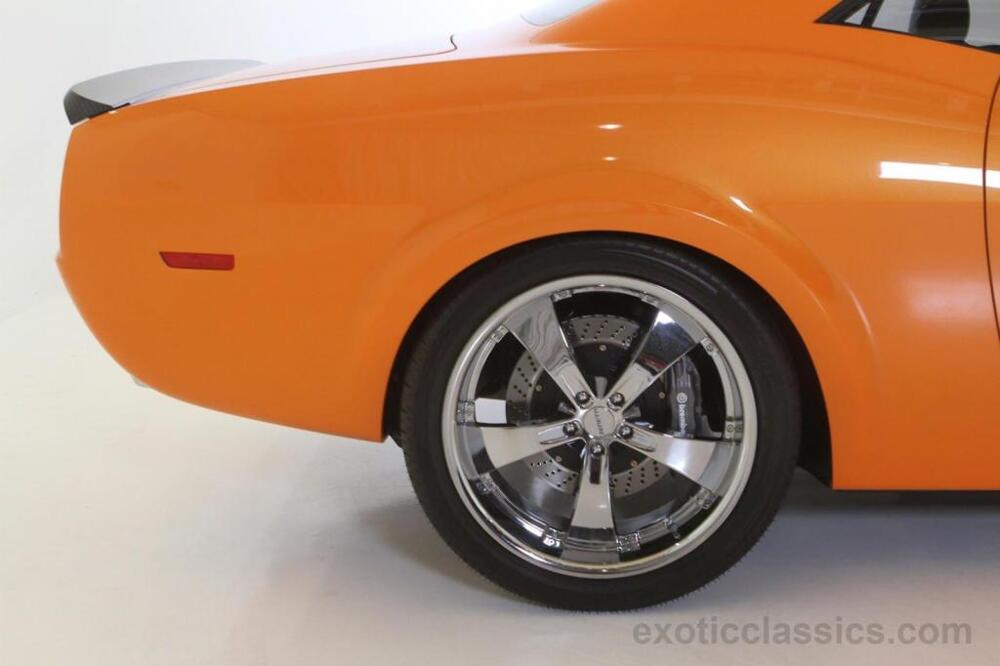 Продается уникальный Dodge Concept Barracuda