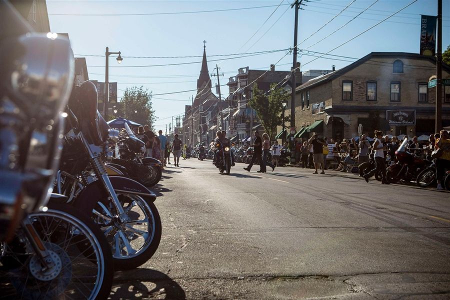 Мотопарад в честь 110-й годовщины Harley-Davidson