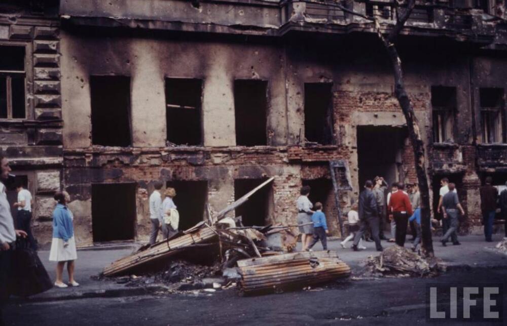 Действия сил оппозиции