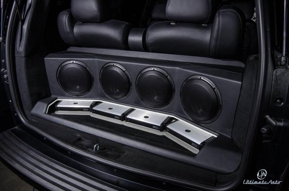 Ultimate Auto Chevy Tahoe для баскетболиста Даниэля Ортона
