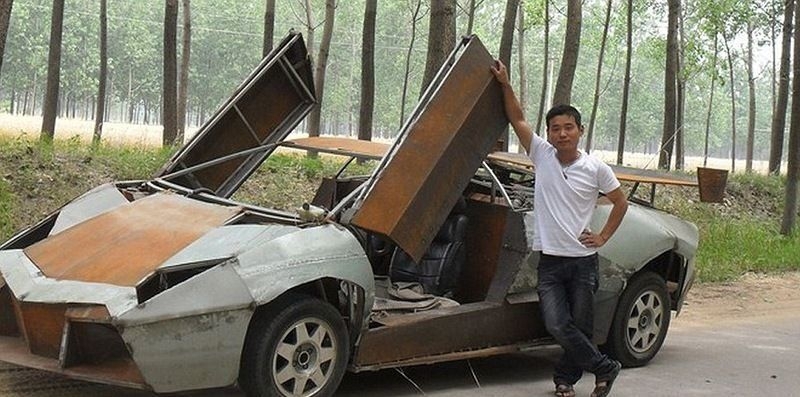 Заброшенная копия Lamborghini Reventon в Китае