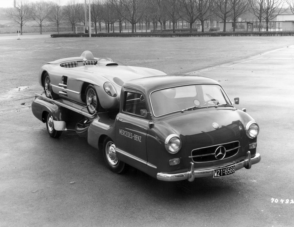 Mercedes-Benz Renntransporter - грузовичок с тяжелой судьбой