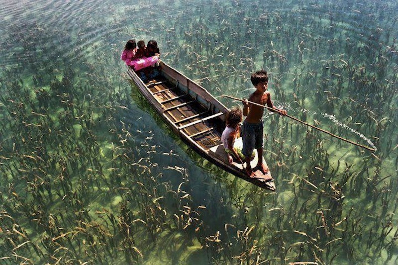 Кратерное озеро Segara Anak на горе Ринджани , Индонезия 