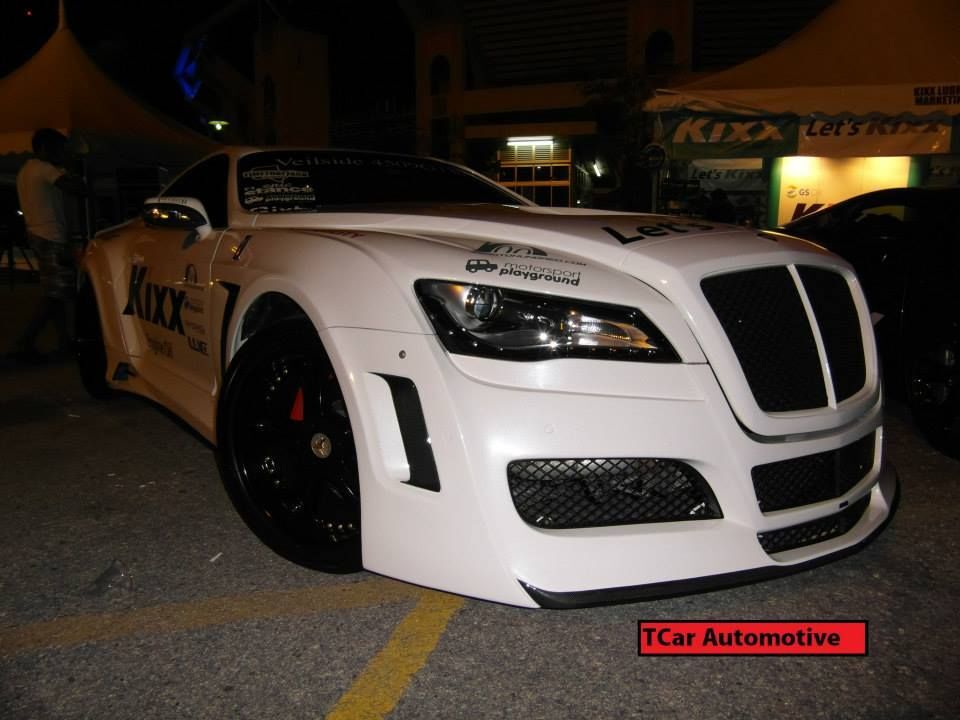 Auto Salon Night 2013 в Куала-Лумпуре 