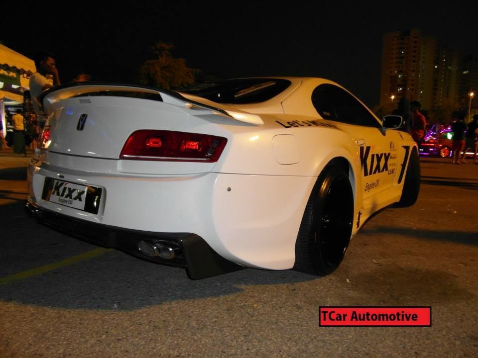 Auto Salon Night 2013 в Куала-Лумпуре 