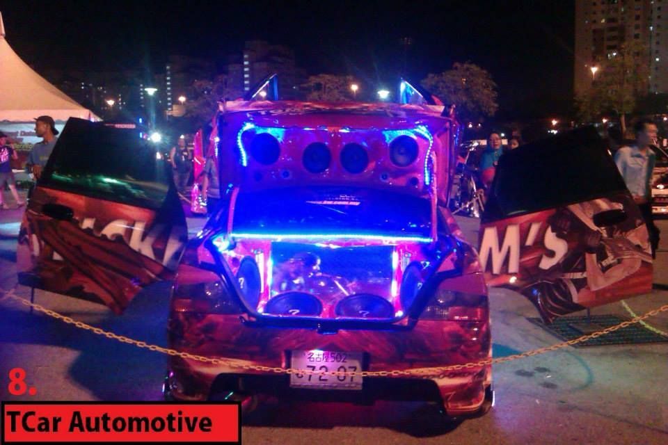 Auto Salon Night 2013 в Куала-Лумпуре 