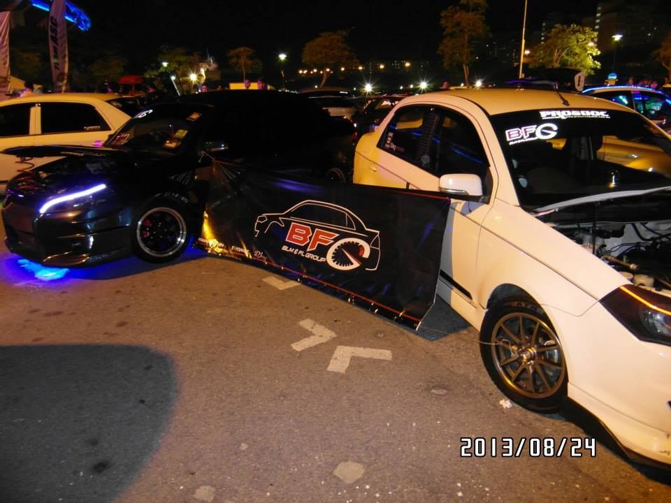 Auto Salon Night 2013 в Куала-Лумпуре 