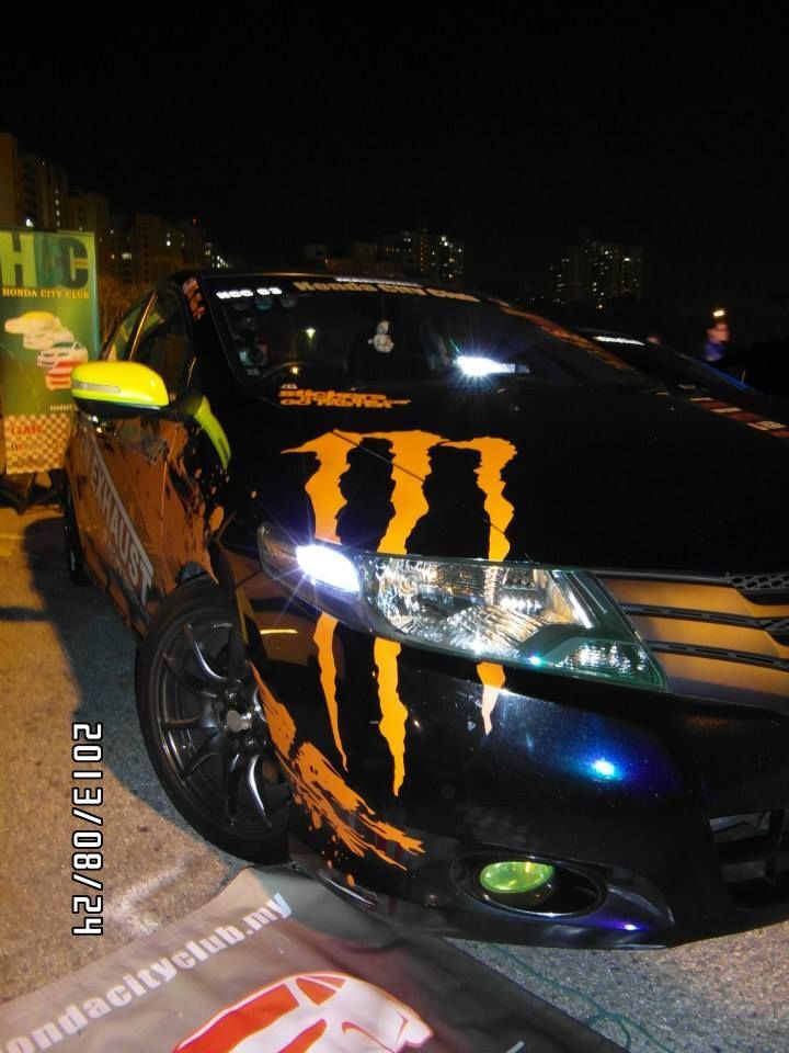 Auto Salon Night 2013 в Куала-Лумпуре 
